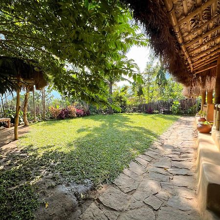 The Mudhouse Marayoor Hotel Munnar Exterior photo