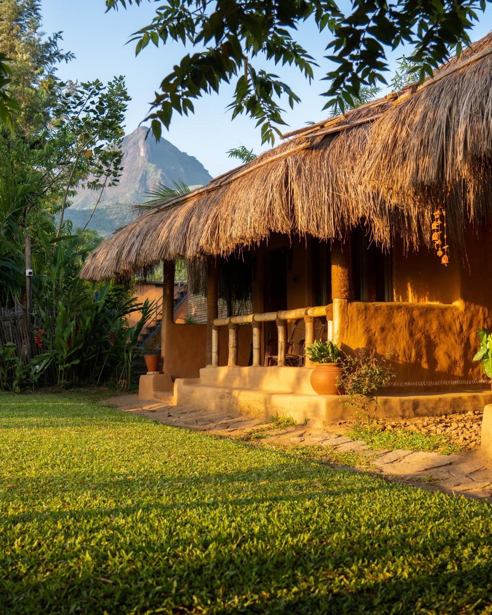 The Mudhouse Marayoor Hotel Munnar Exterior photo