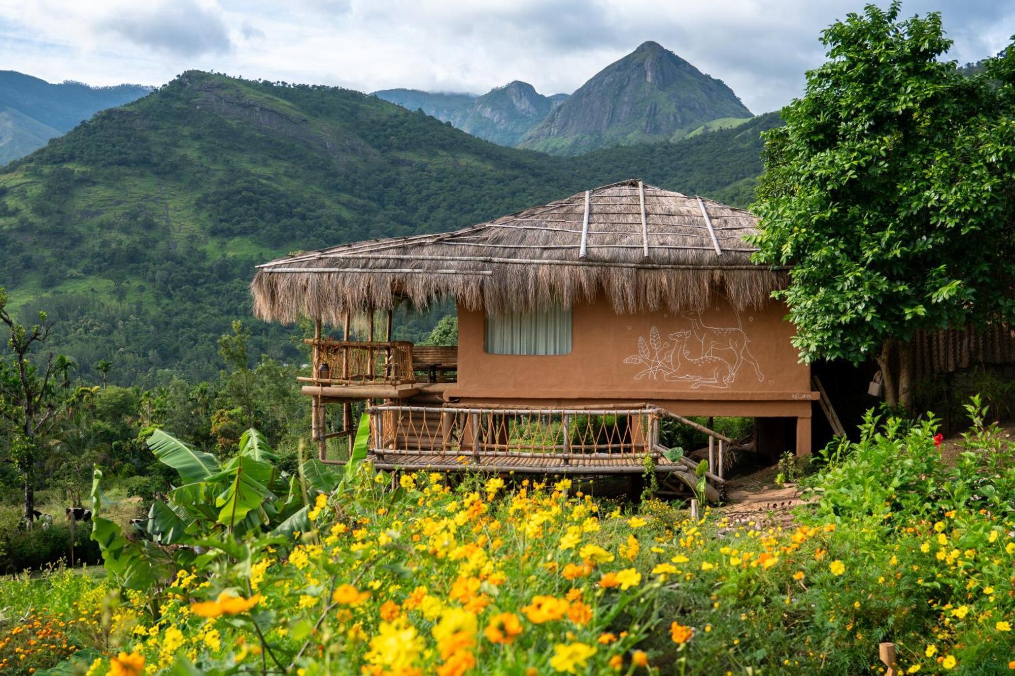 The Mudhouse Marayoor Hotel Munnar Exterior photo
